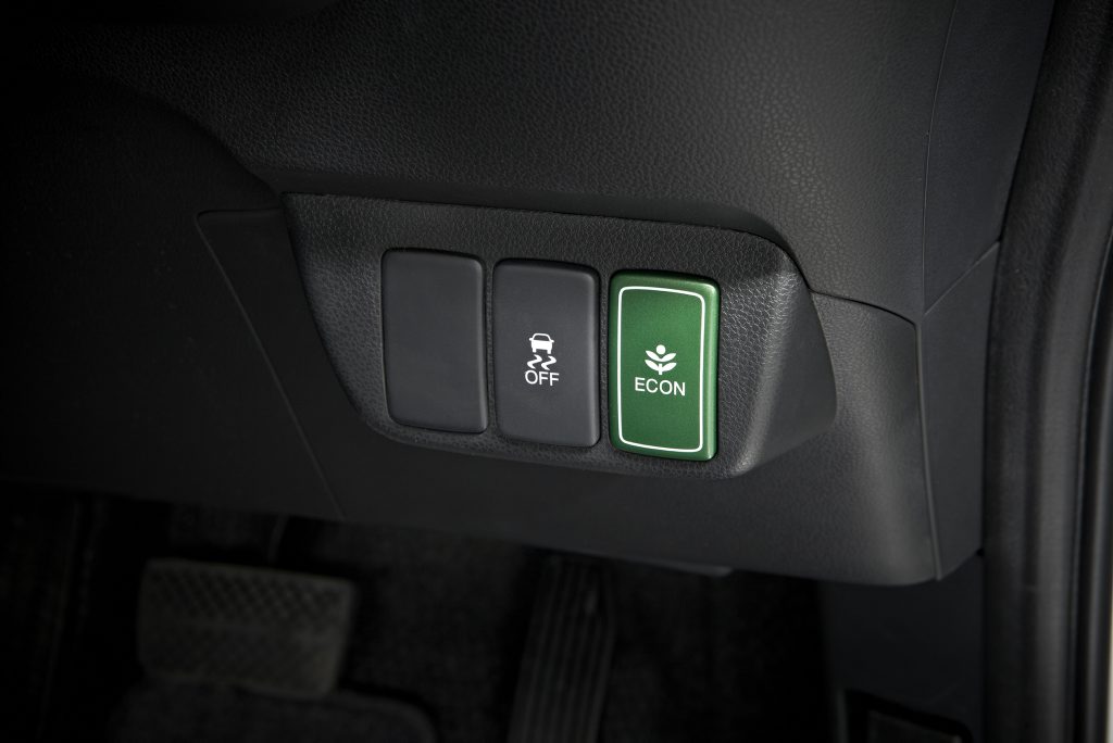 You can save $100 on your annual fuel bill and reduce your carbon footprint by 150kg each year with economical driving habits. You can save $100 on your annual fuel bill and reduce your carbon footprint by 150kg each year with economical driving habits.
